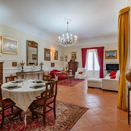 La Casa Di Dante Appartement Palermo Buitenkant foto