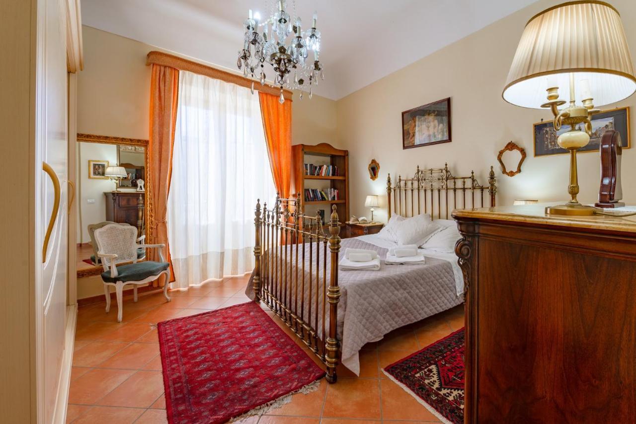 La Casa Di Dante Appartement Palermo Buitenkant foto