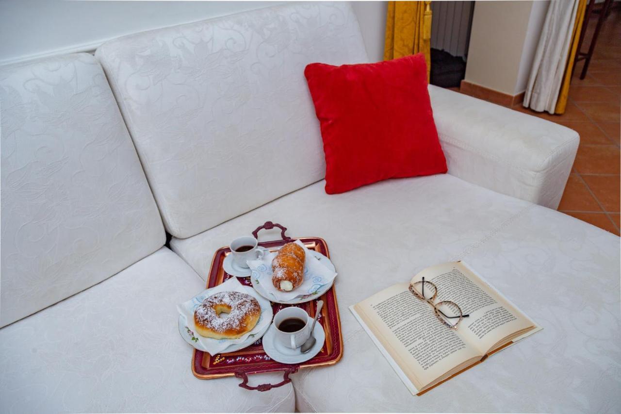 La Casa Di Dante Appartement Palermo Buitenkant foto